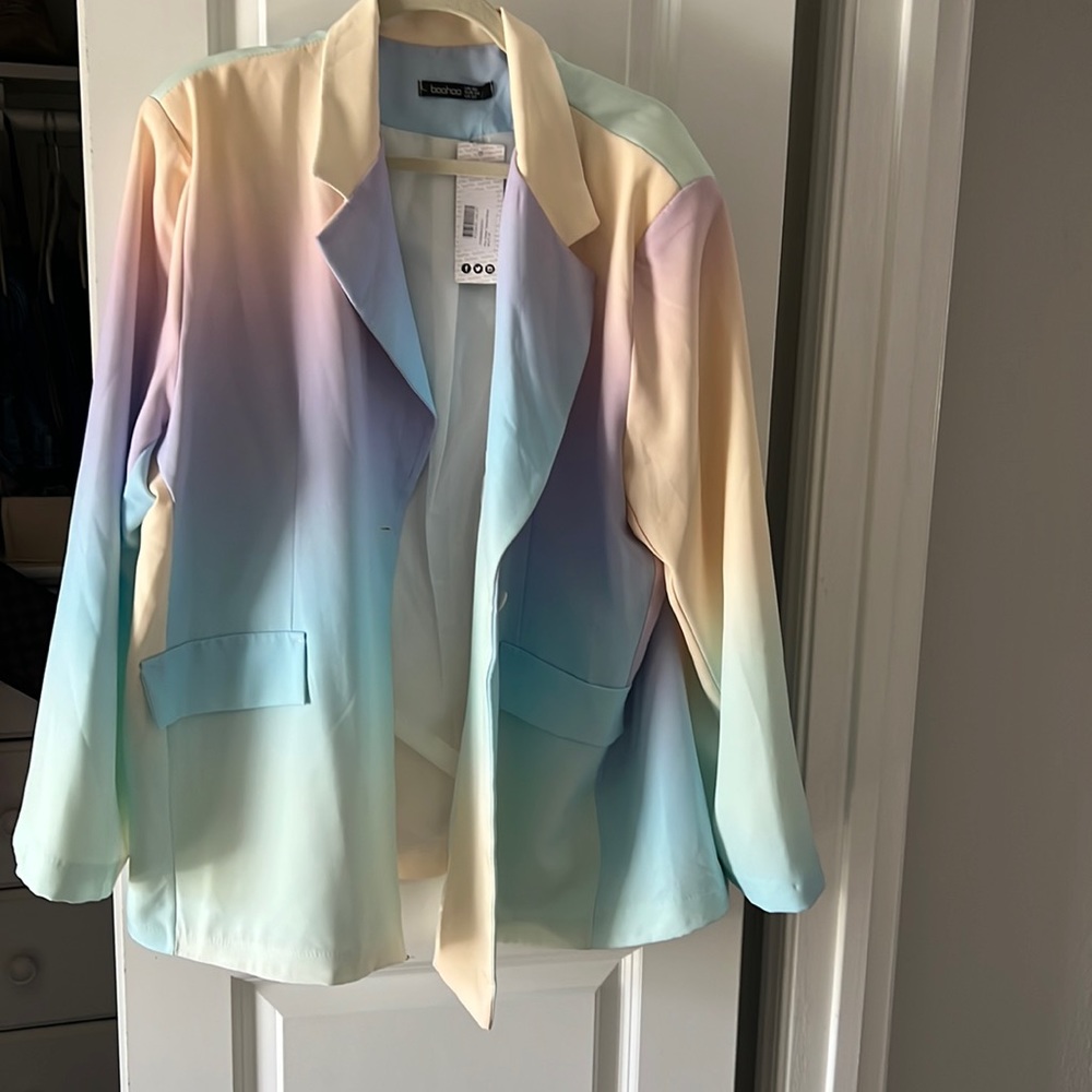 BOOHOO PLUS BLAZER